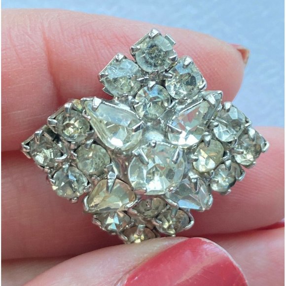 Vintage Clear Rhinestones Prong-set Clip On Back Earrings 1.2” - Picture 8 of 9